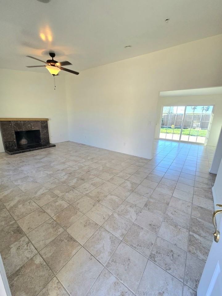 14494 Cambridge St - Photo 4 of 19