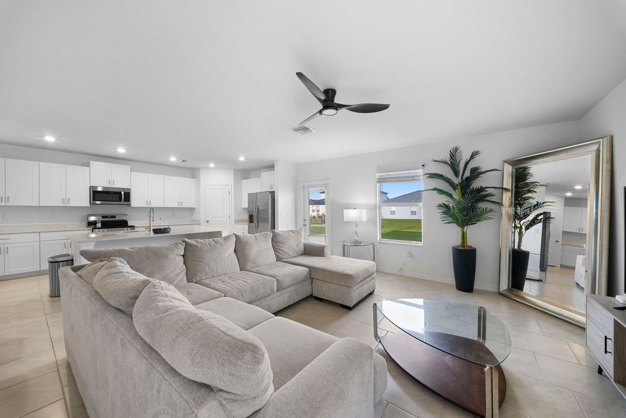 17404 Monte Isola Way - Photo 7 of 34