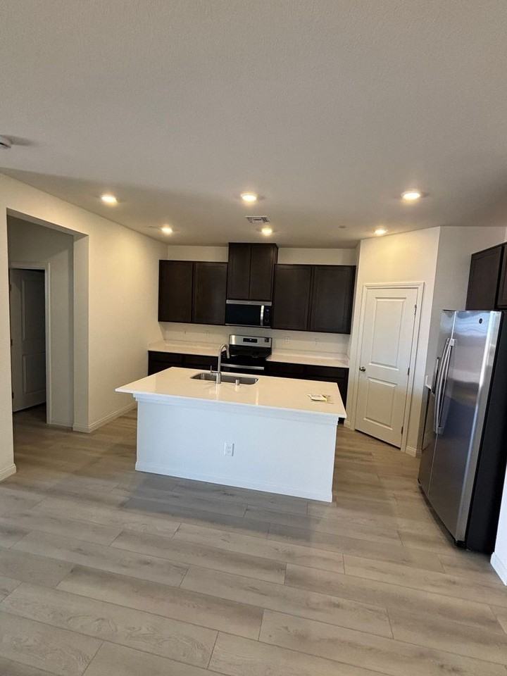 3586 Mascali Ave - Photo 5 of 50