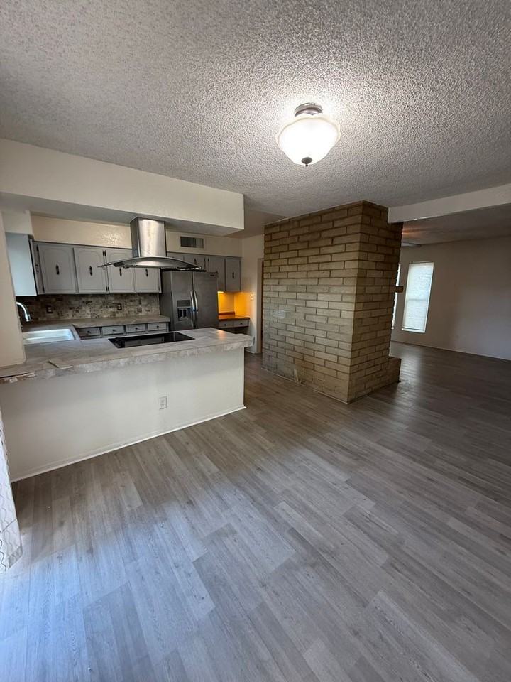 749 Steppe Pl - Photo 5 of 13