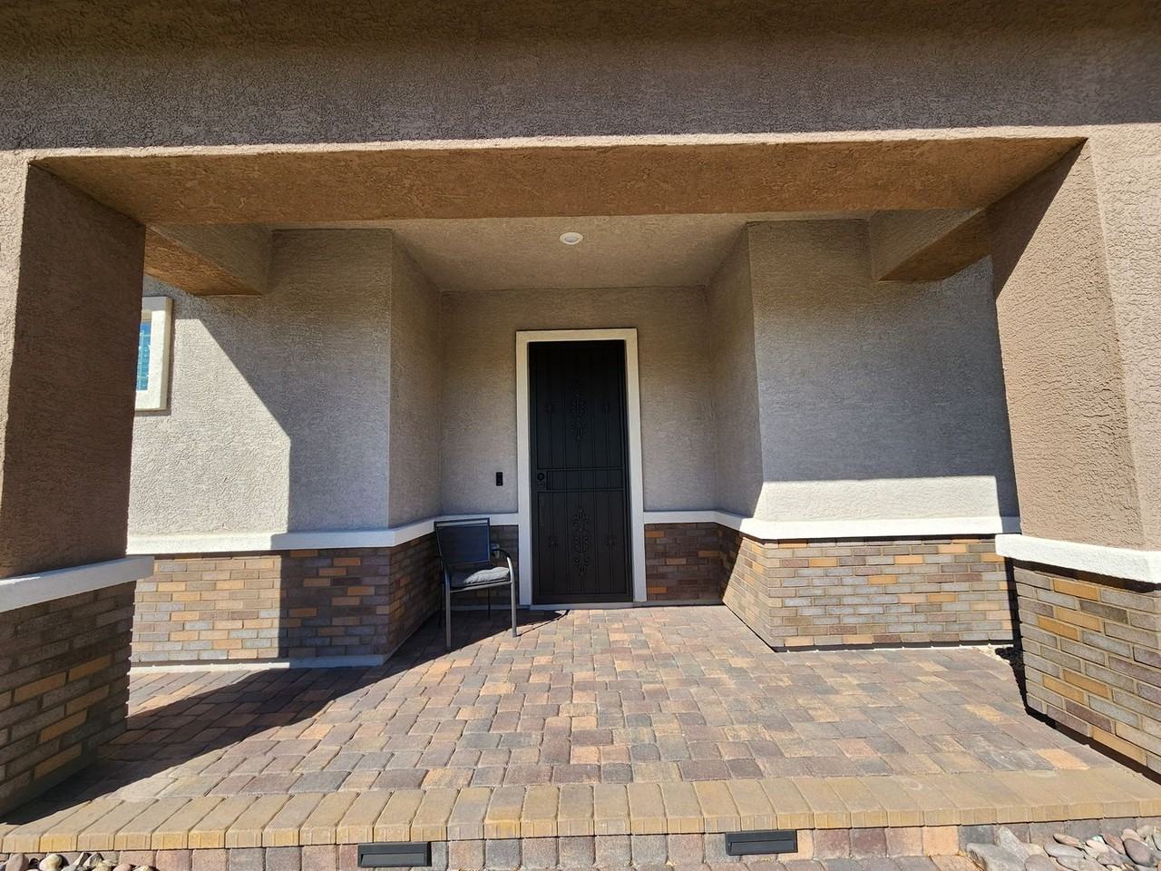 217 Bennett Pointe Ave - Photo 2 of 46