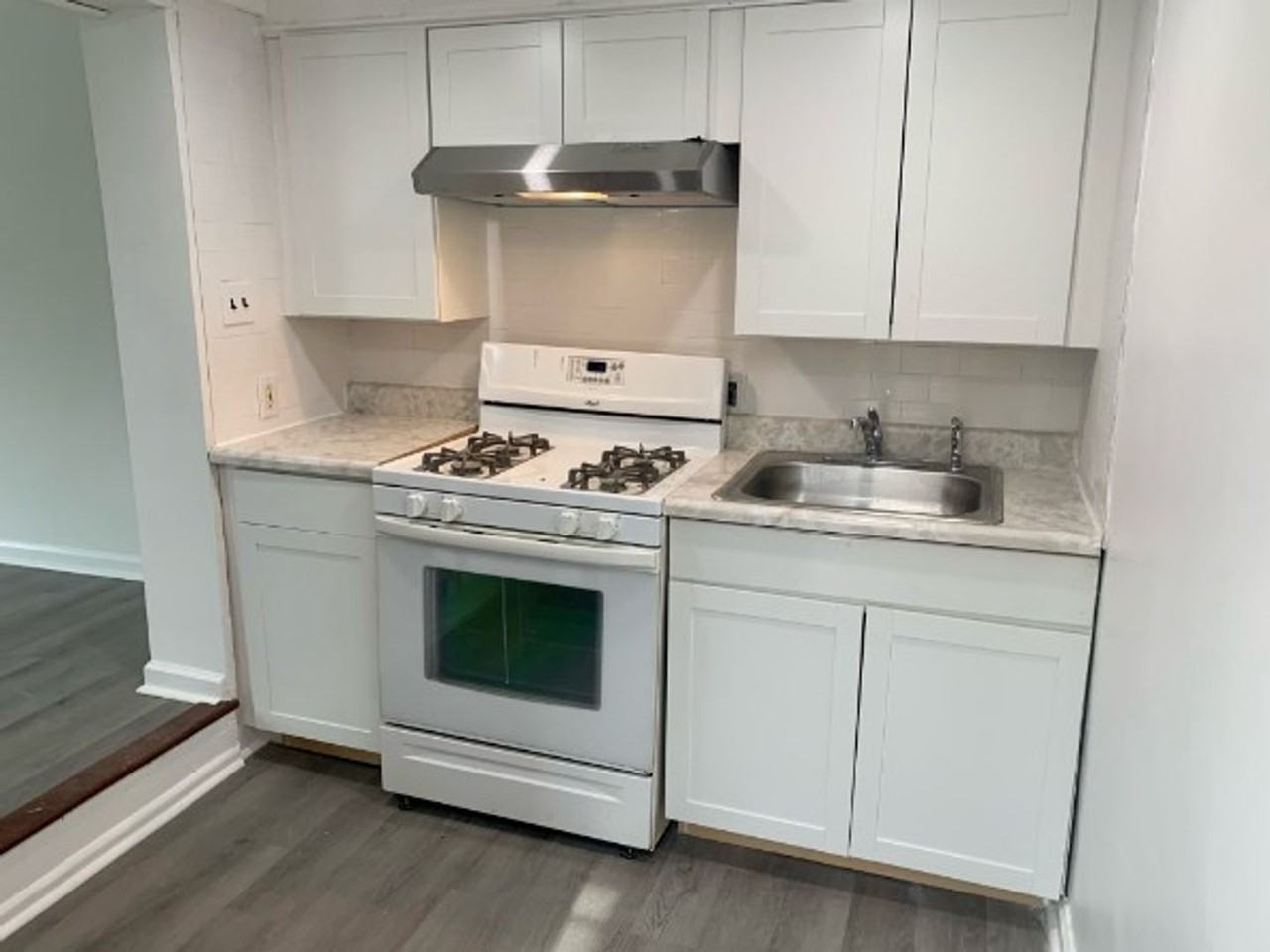 32 S Penn St - Photo 3 of 9