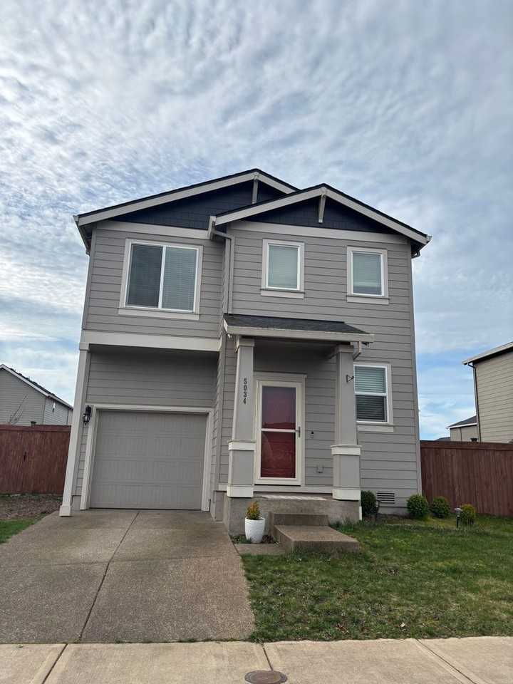 5034 Armstrong Ave Ne - Photo 2 of 2