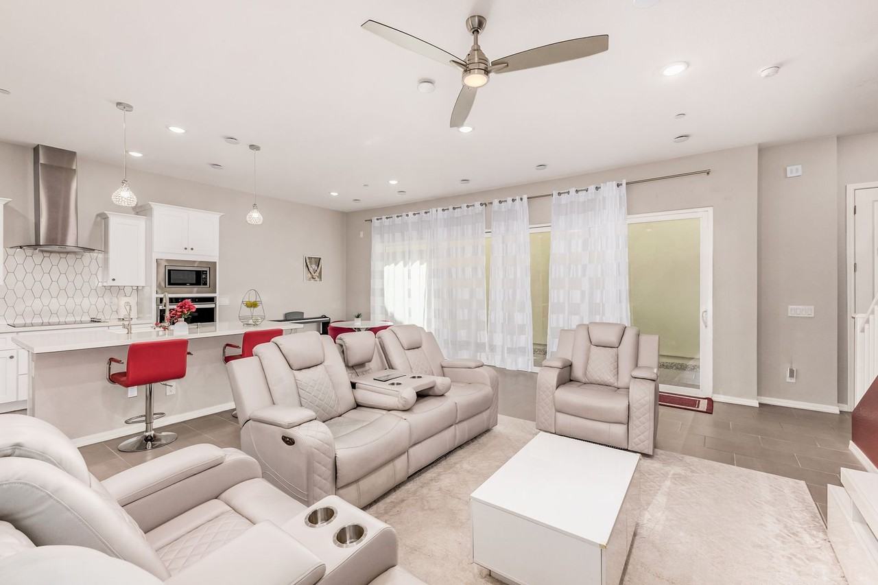 227 E Balsam Dr - Photo 7 of 30