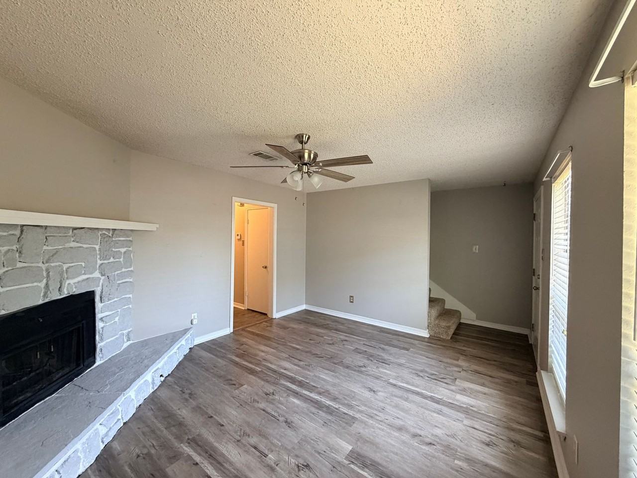 9990 Smugglers Cove Ln - Photo 3 of 24