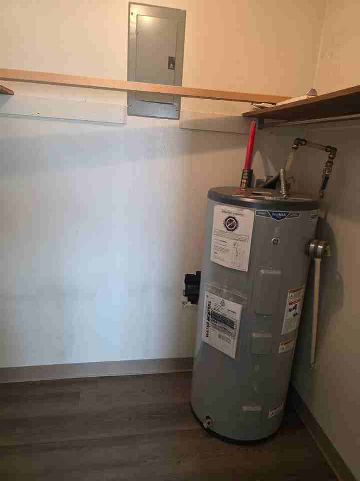 Belle Plaine Apartments - Photo 4 of 15