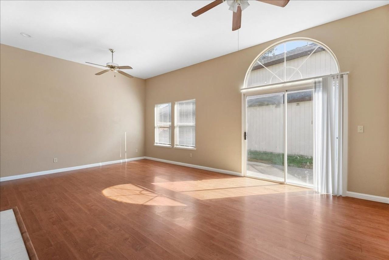 4541 Country Run Way - Photo 3 of 26