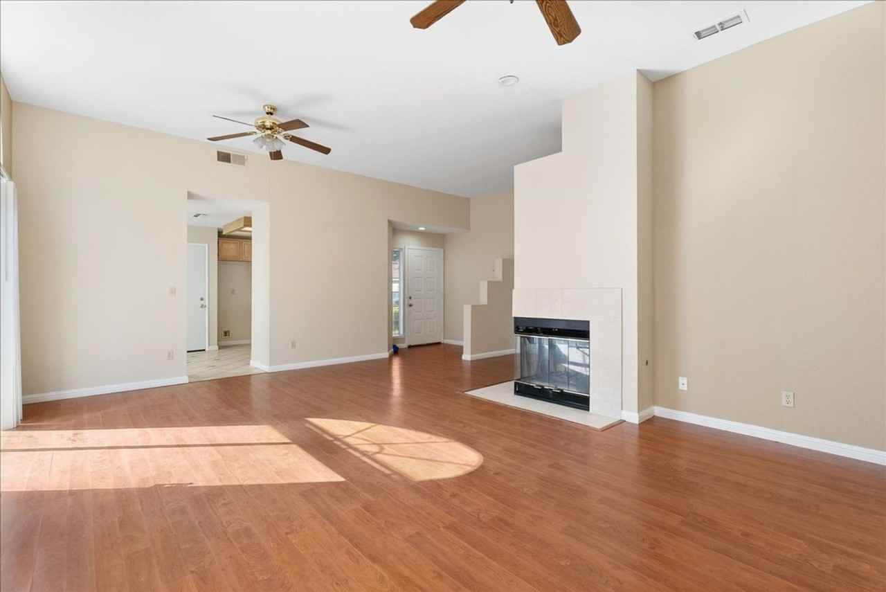 4541 Country Run Way - Photo 5 of 26