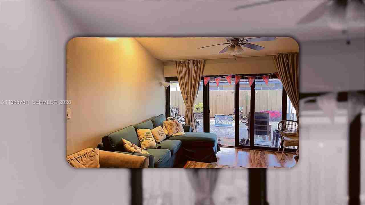 7509 Sw 26th Ct - Photo 5 of 10