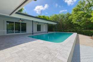 3801 Ne 16th Ter - Photo 1 of 1