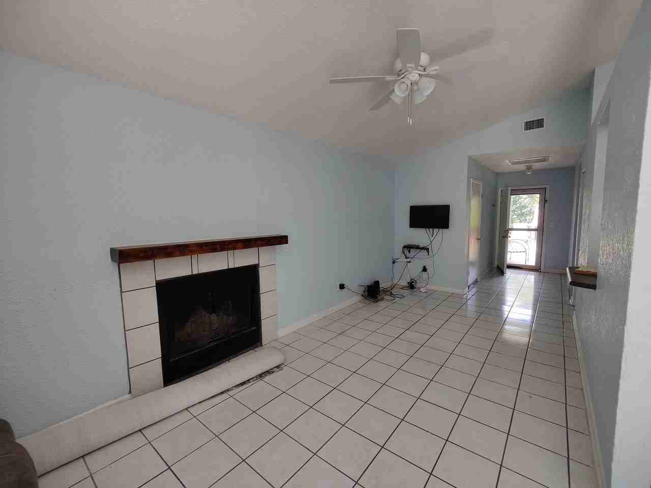 201 Spreading Branch Dr - Photo 4 of 20