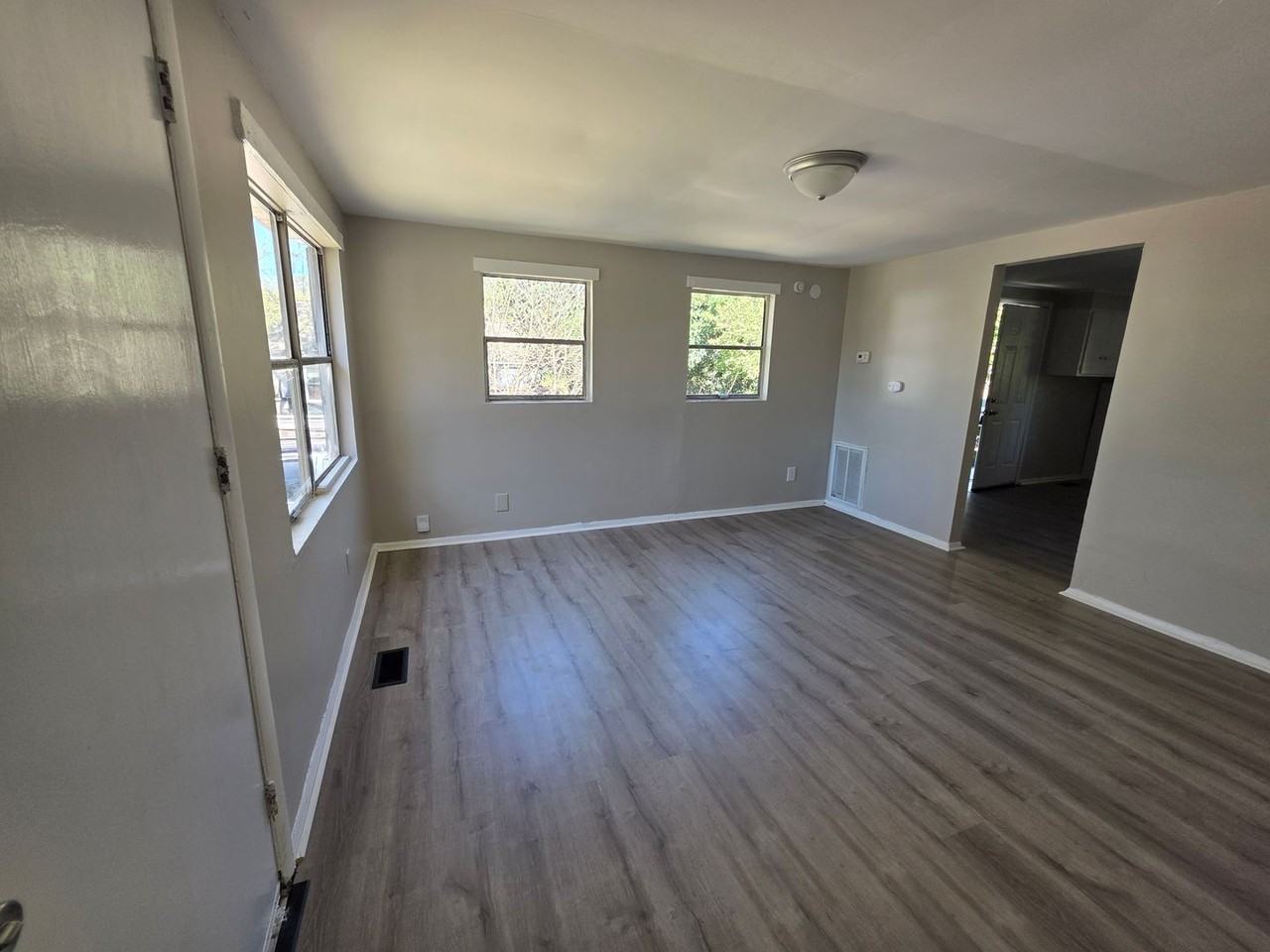 4030 Gonzales Ave - Photo 3 of 12