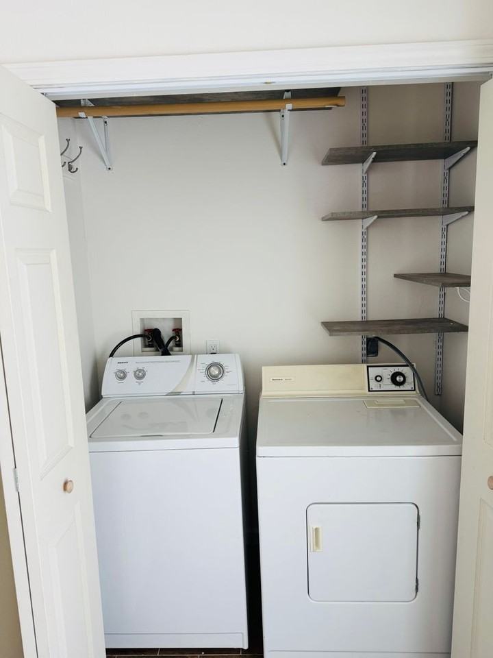 1597 Arapahoe St - Photo 4 of 19