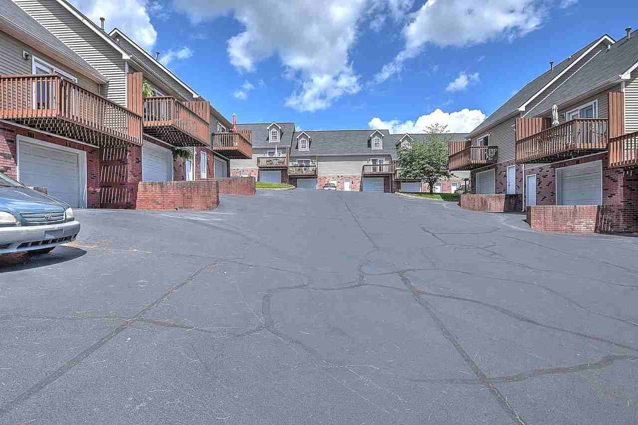 803 Cambridgeshire Ct - Photo 2 of 29