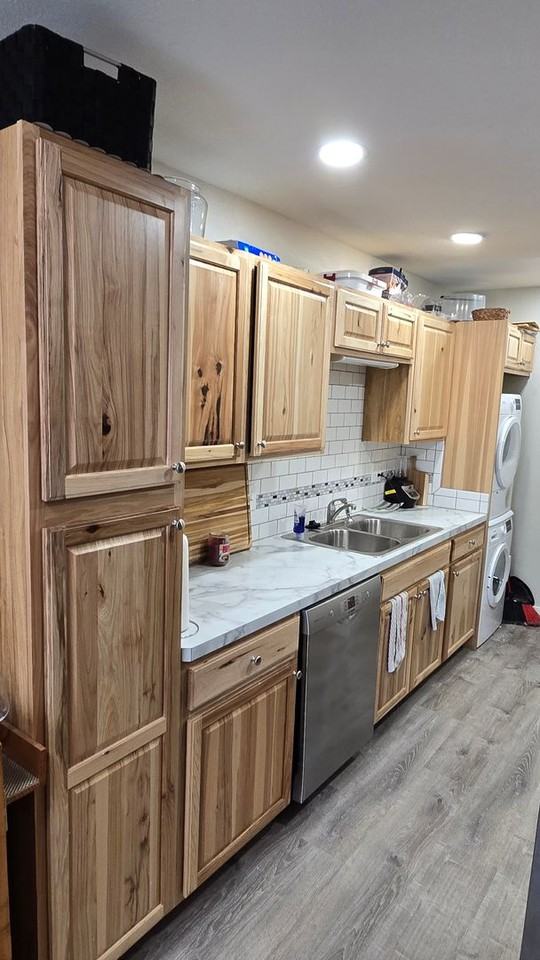 1610 E 17th St - Photo 5 of 14