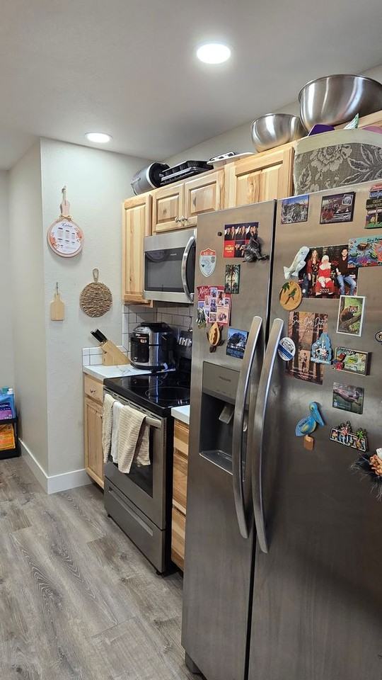 1610 E 17th St - Photo 6 of 14