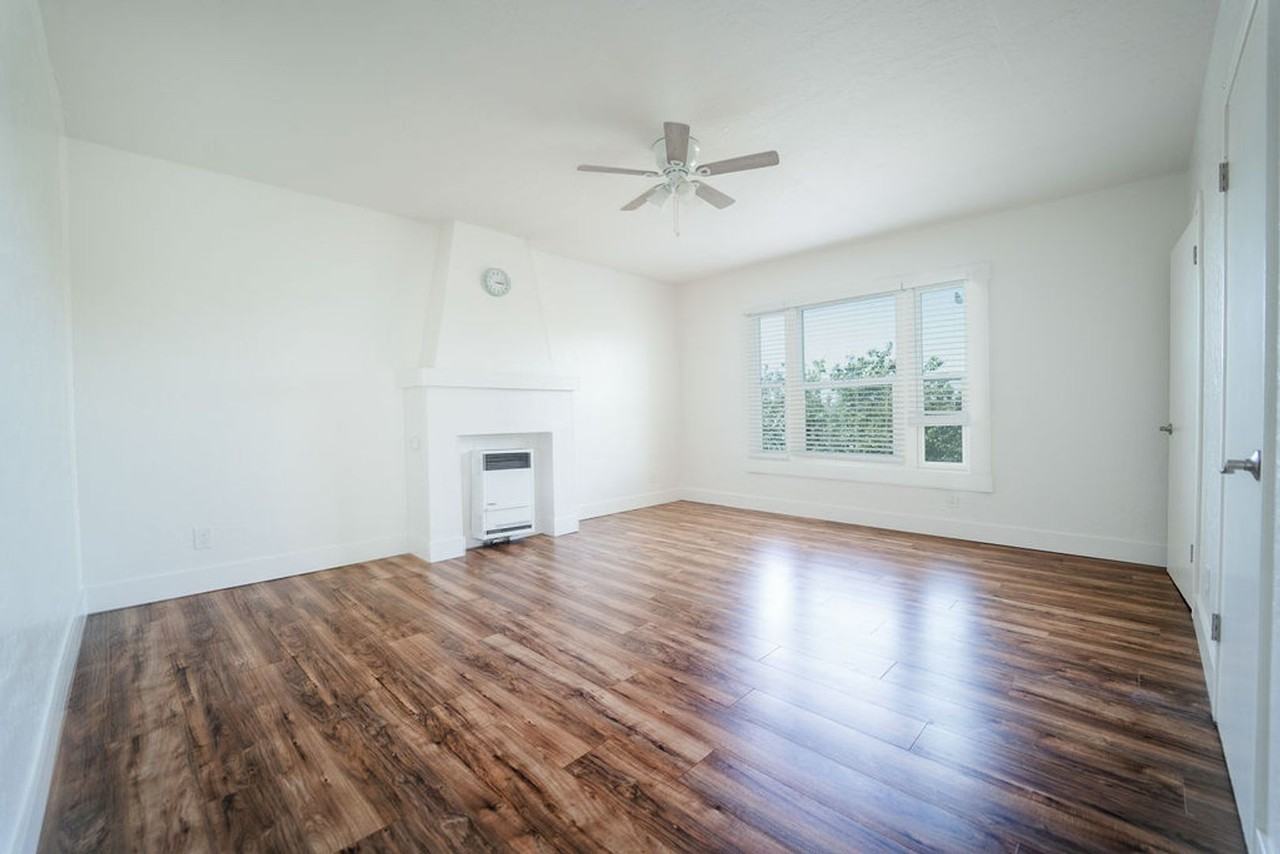 25-45 W. Tenth street - Photo 7 of 40