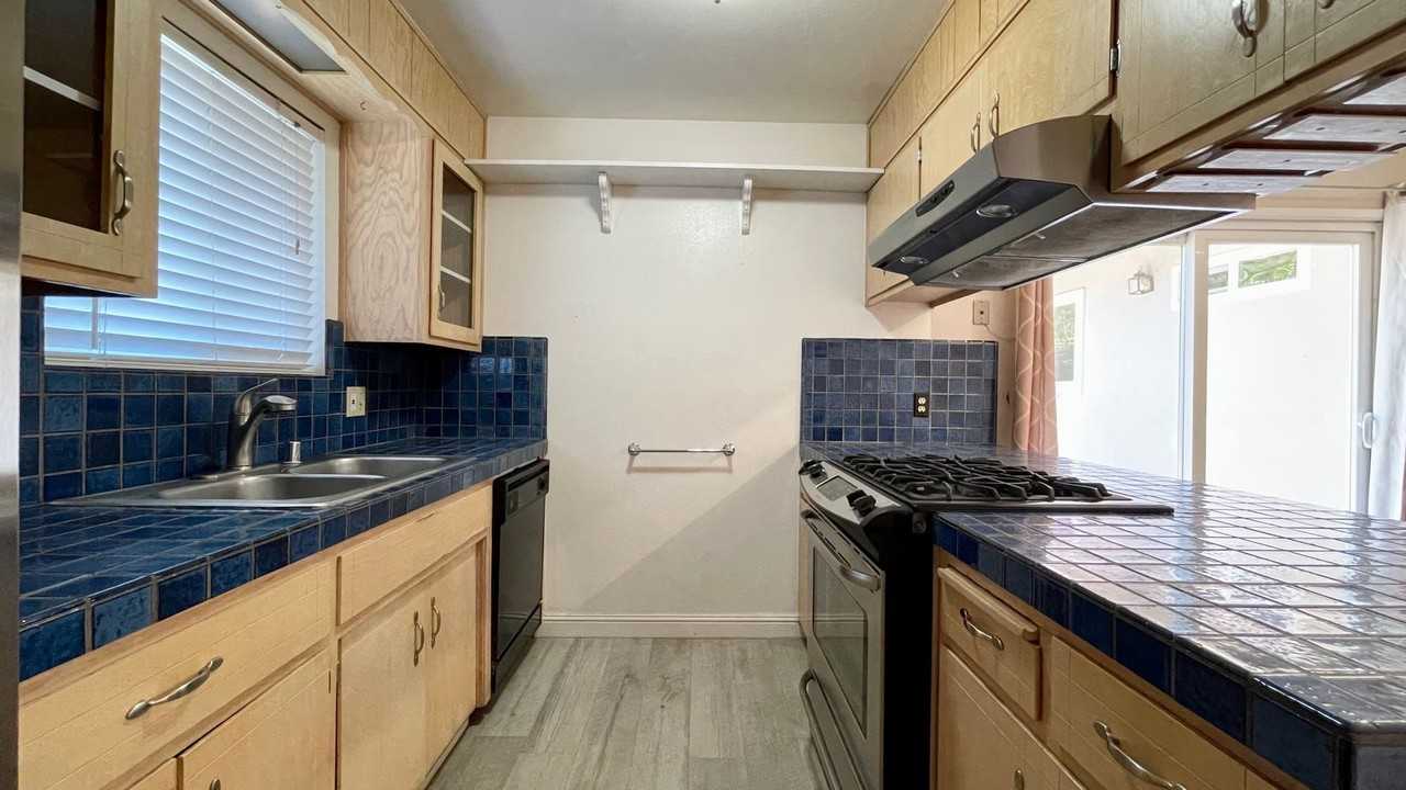 2155 Santa Ynez Ave - Photo 5 of 17