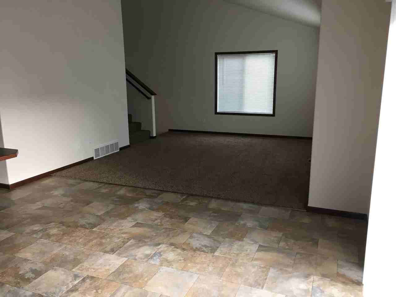 5942 56th Ave S - Photo 4 of 8