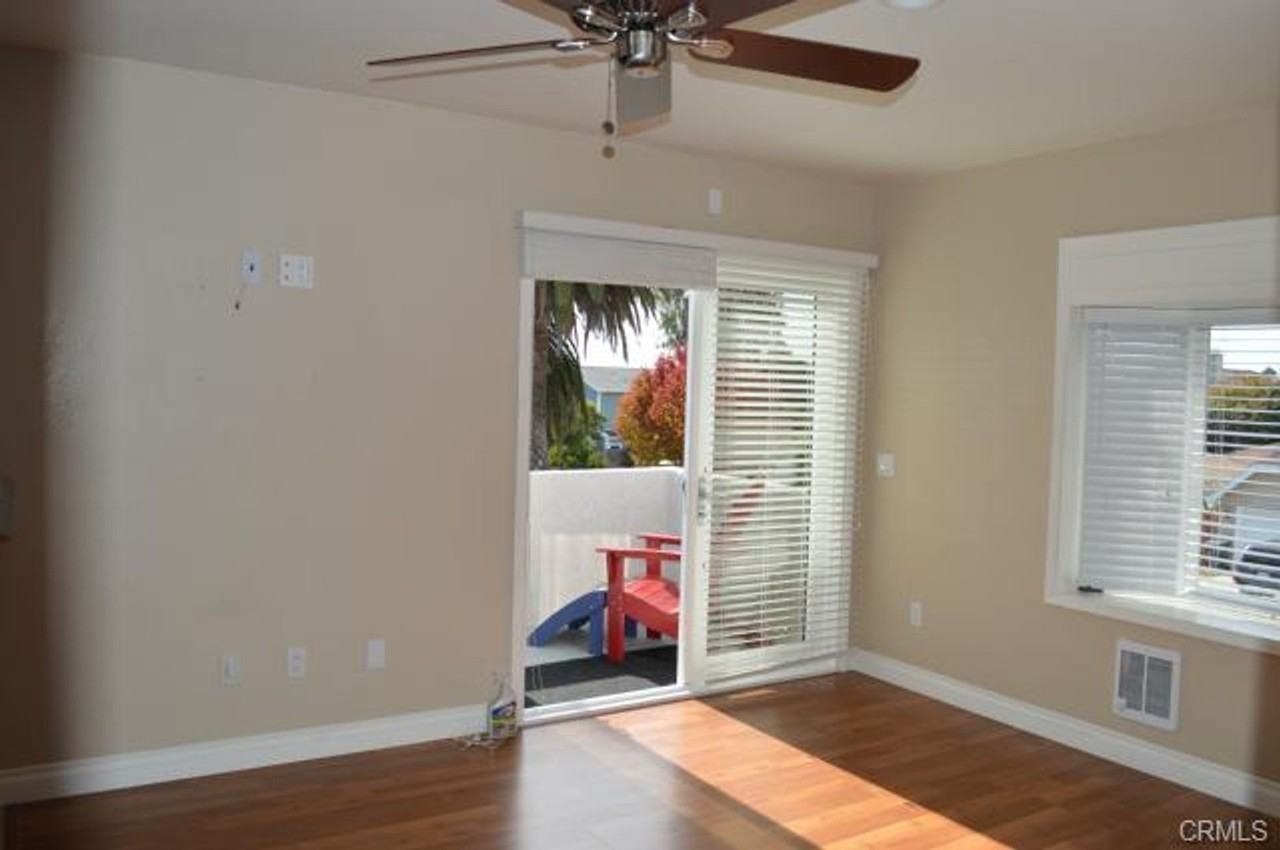 33938 Alcazar Dr - Photo 5 of 25