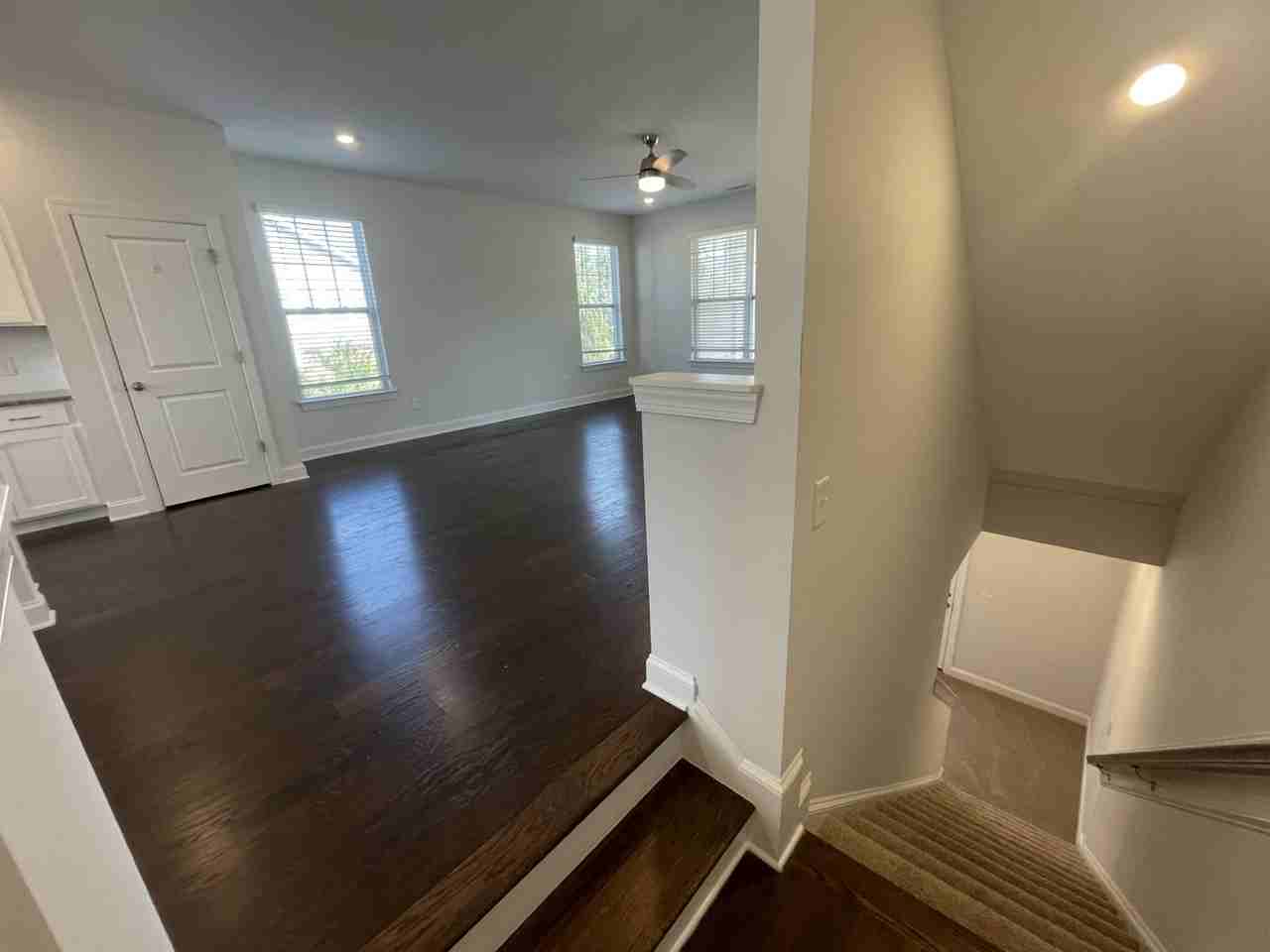 2843 Dallas Valley Ln - Photo 6 of 32