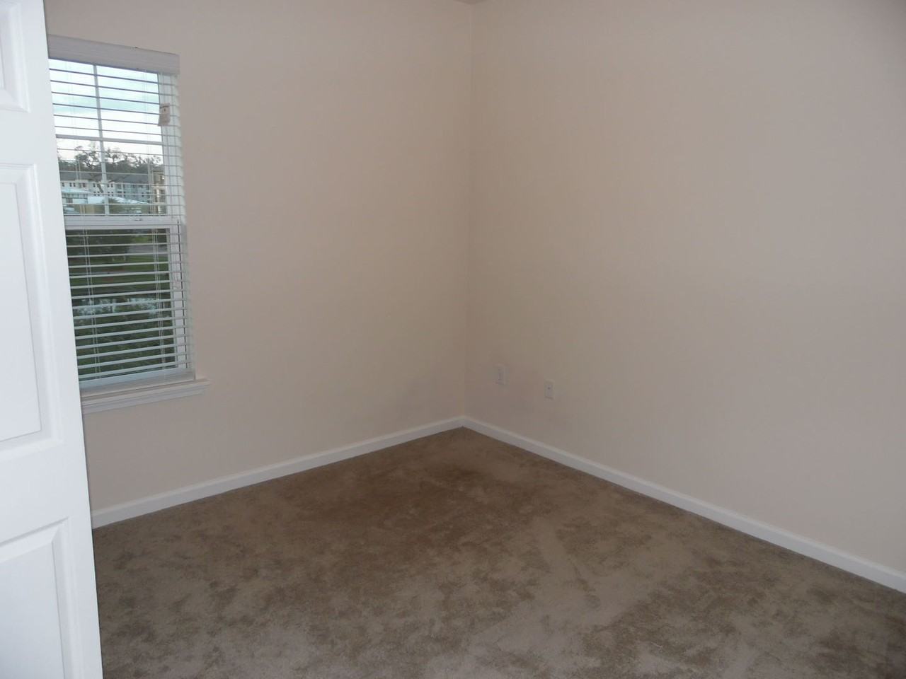 4917 Key Lime Dr #307 - Photo 3 of 21