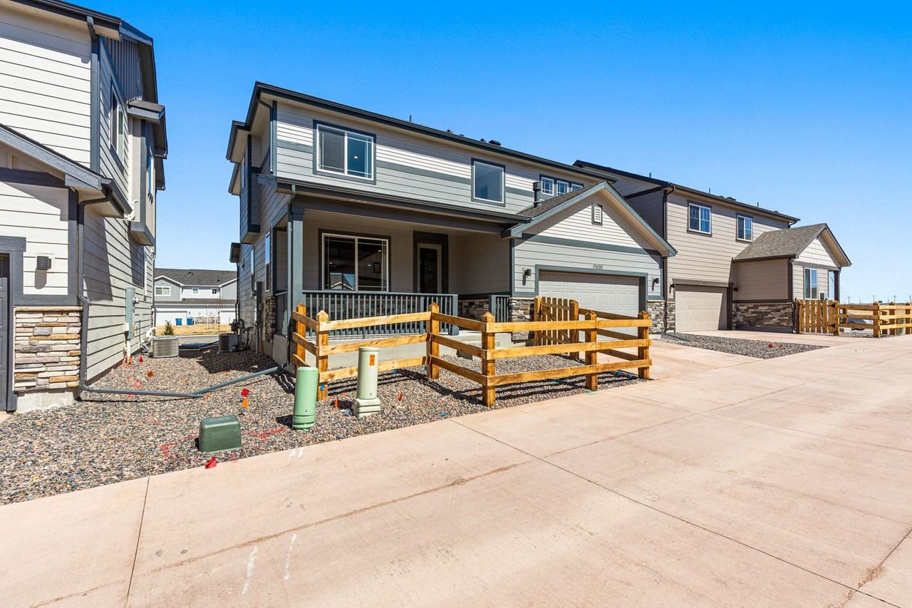 11930 Norfolk Ct - Photo 6 of 37