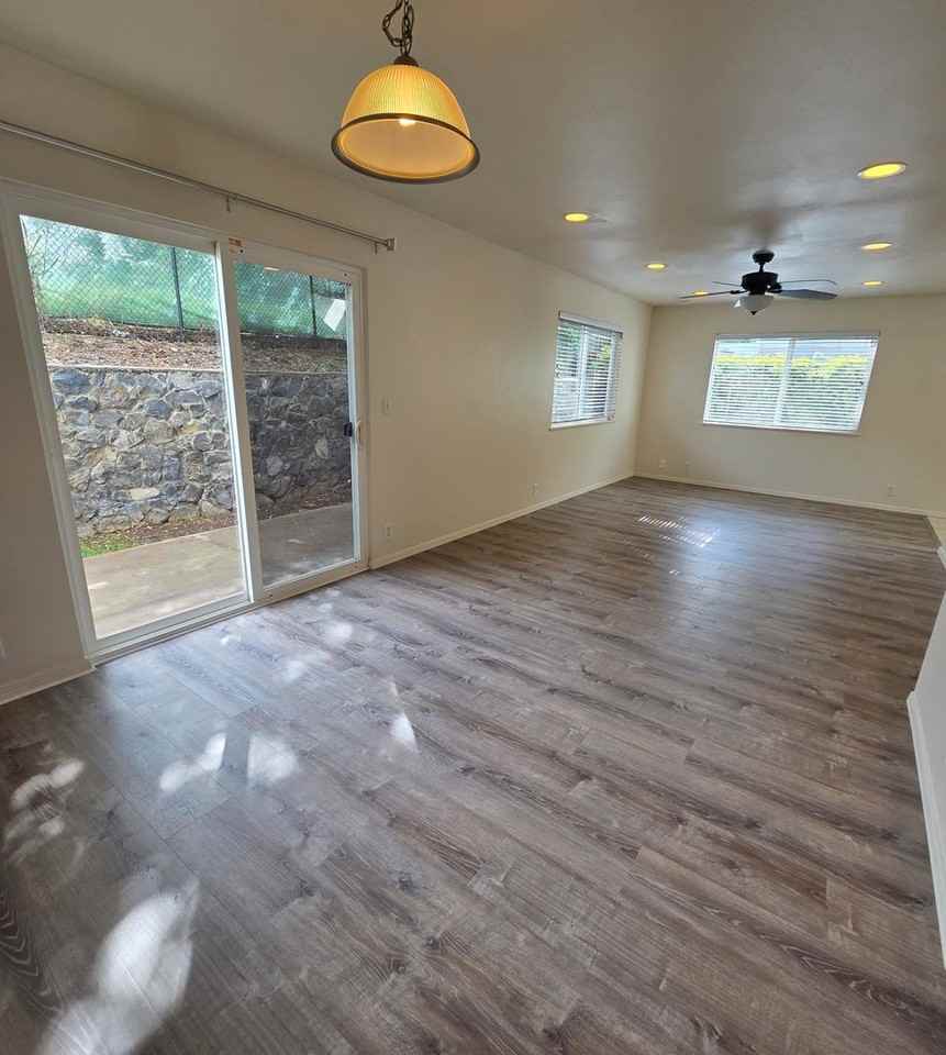 128 Luakaha Cir - Photo 3 of 30