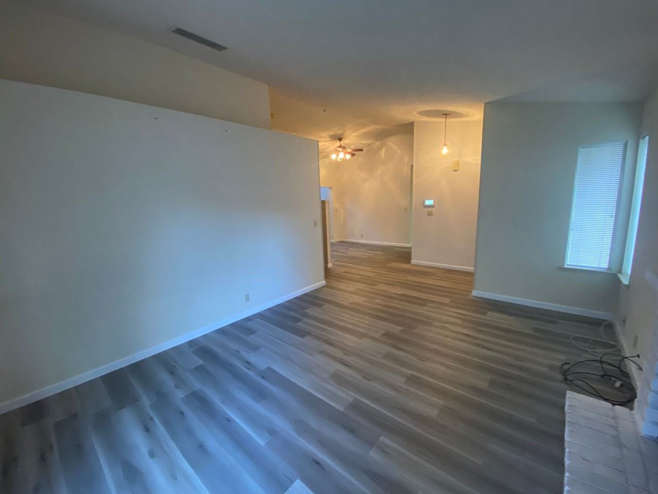 5712 Swimmer Dr - Photo 4 of 37