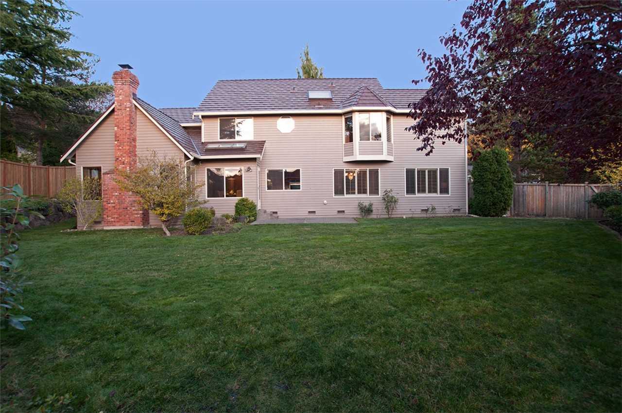 6519 152nd Ave Se - Photo 3 of 18