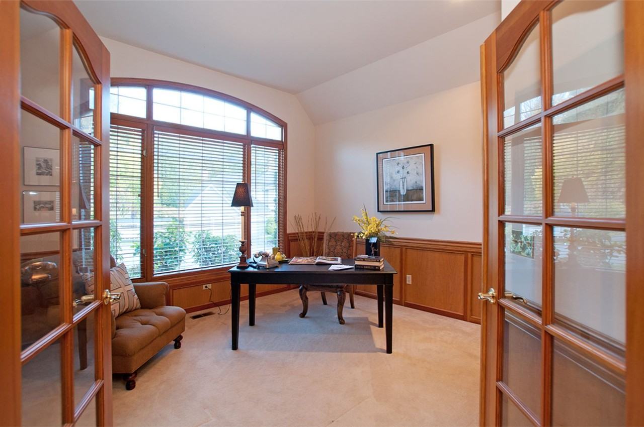 6519 152nd Ave Se - Photo 5 of 18