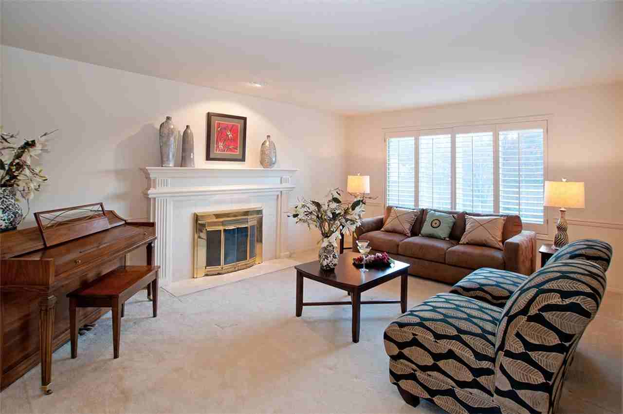 6519 152nd Ave Se - Photo 6 of 18