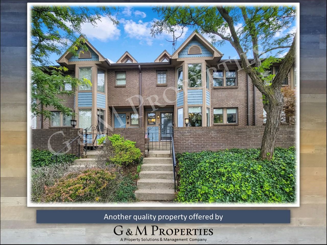 350 University Ave - Photo 2 of 31