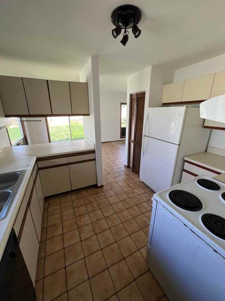 Apapane St - Photo 3 of 10