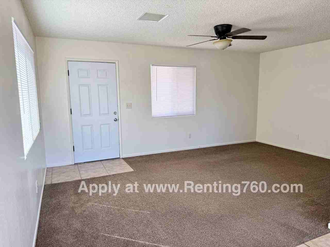 6455 Linda Lee Dr - Photo 3 of 26