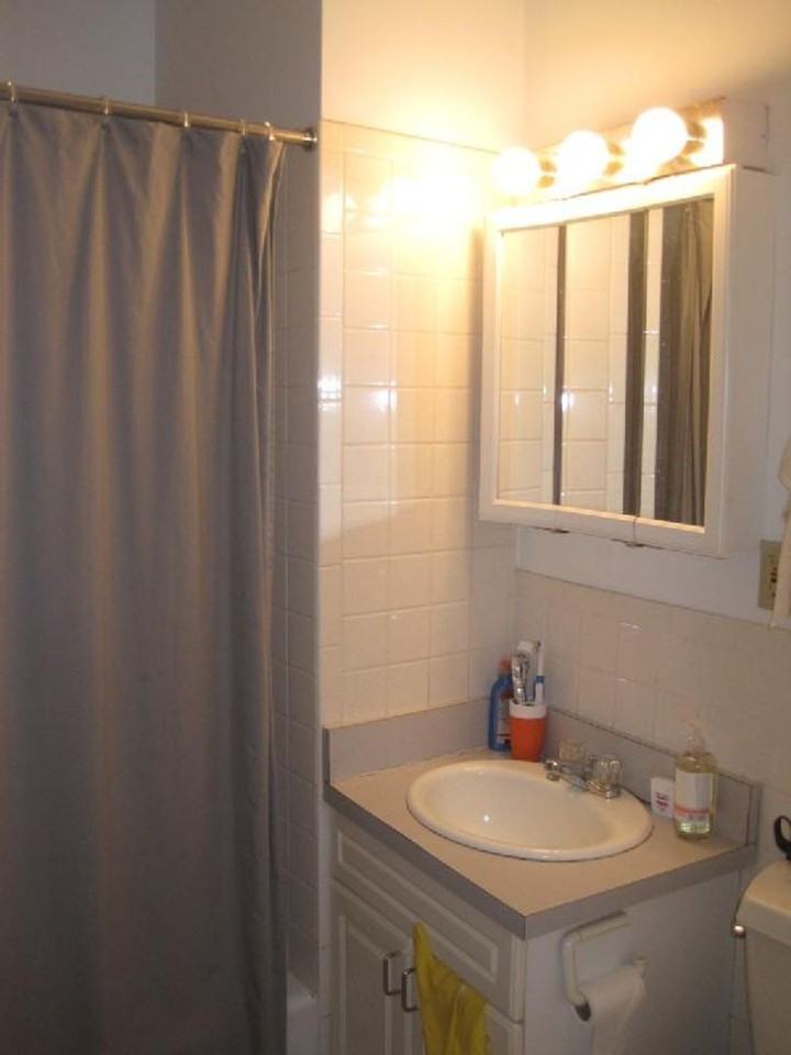 340 Market St - Photo 7 of 7