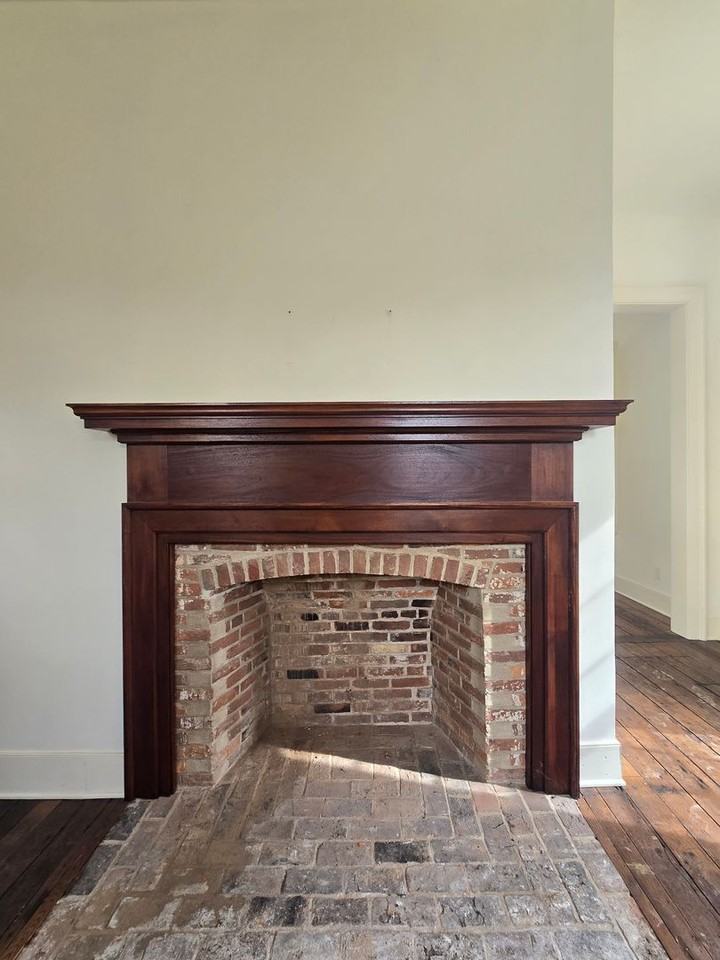 302 Wilkinson St - Photo 4 of 23