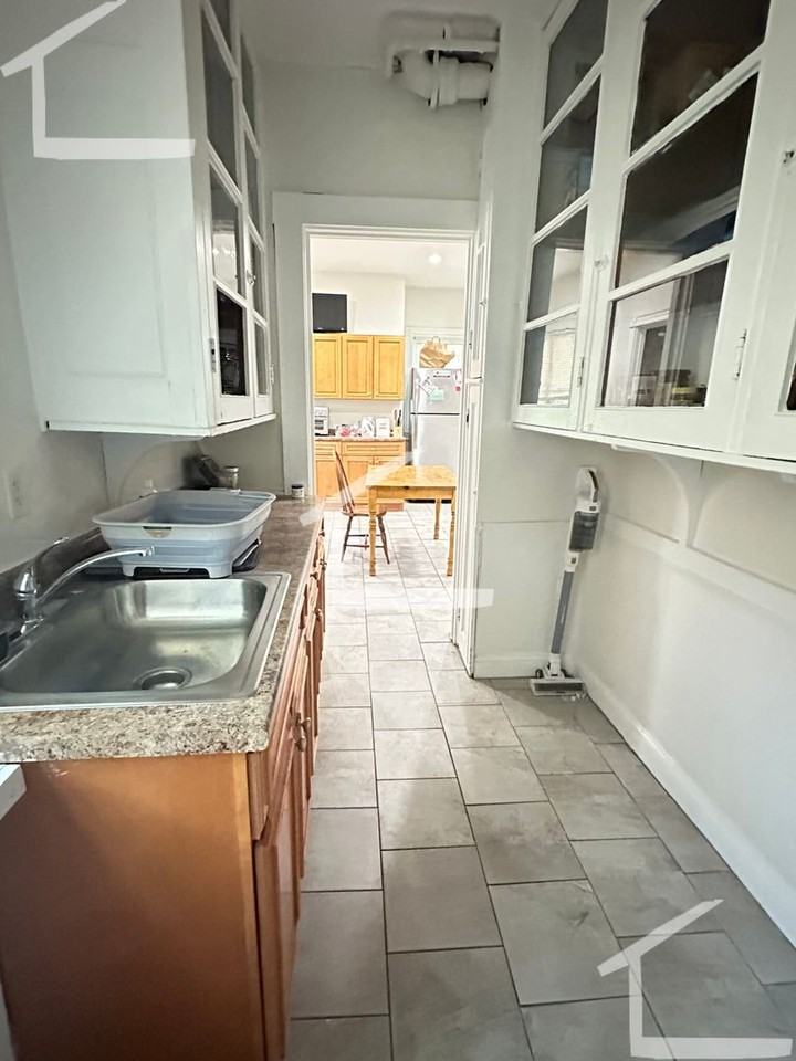 47 Orkney Rd - Photo 3 of 17