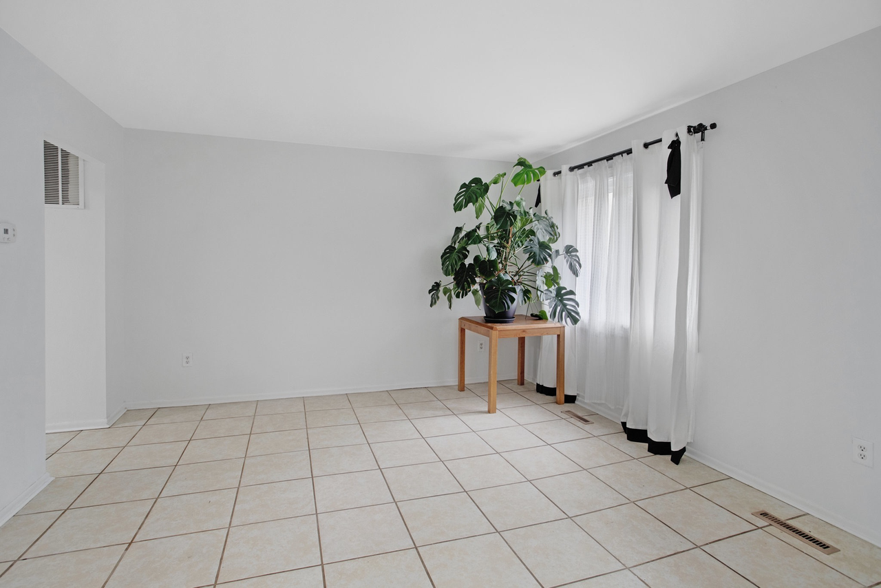 52 Austin Run Blvd - Photo 4 of 17