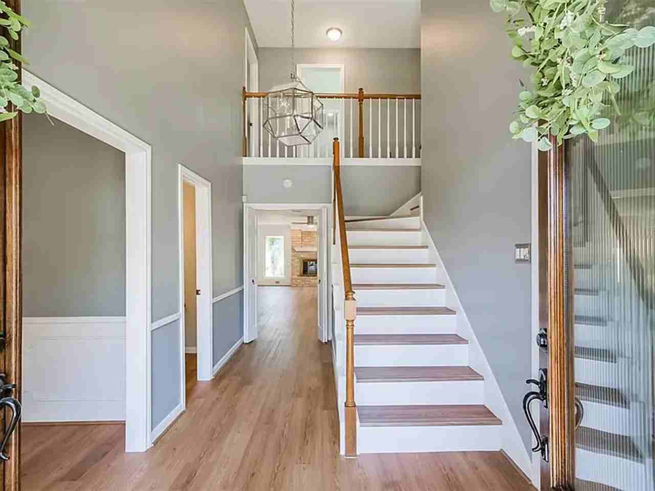 1715 Woodland Park Dr - Photo 2 of 26