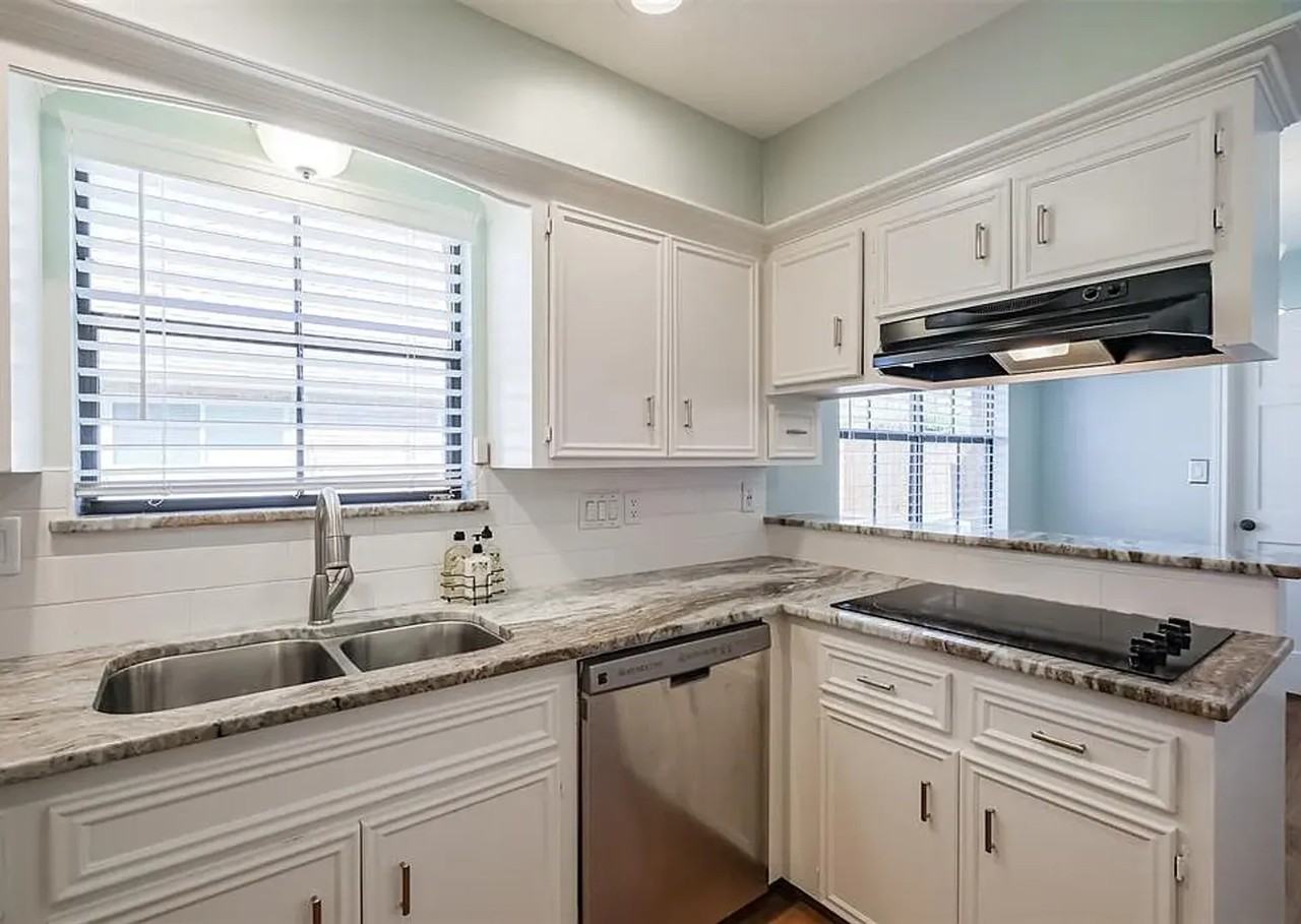 1715 Woodland Park Dr - Photo 7 of 26