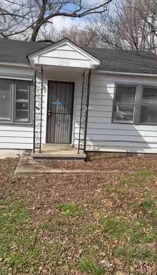 3585 Winston Dr - Photo 2 of 2
