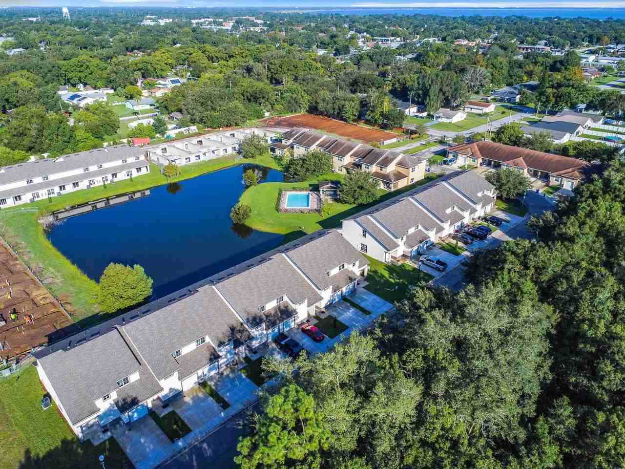 1710 Barton Towne Cir - Photo 7 of 50