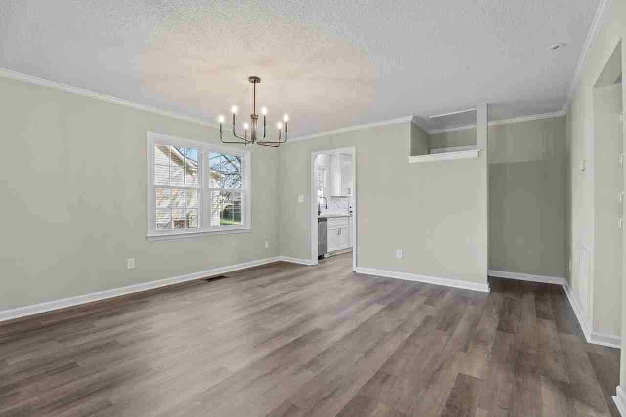 619 Industrial Dr - Photo 7 of 32