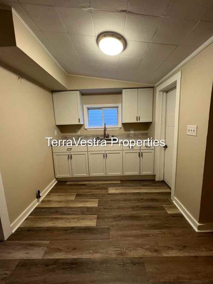 1012 Archer St - Photo 2 of 13
