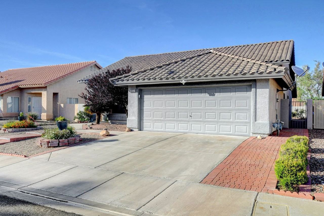 852 Coastal Beach Rd - Photo 4 of 38