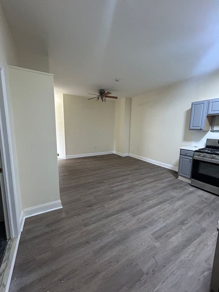 423 Righter St - Photo 6 of 39