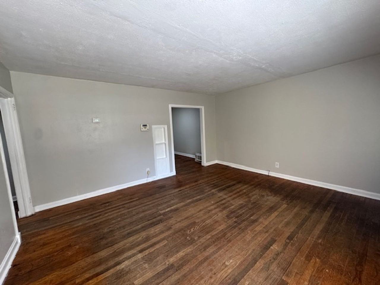 319 Olivia Ct - Photo 7 of 19