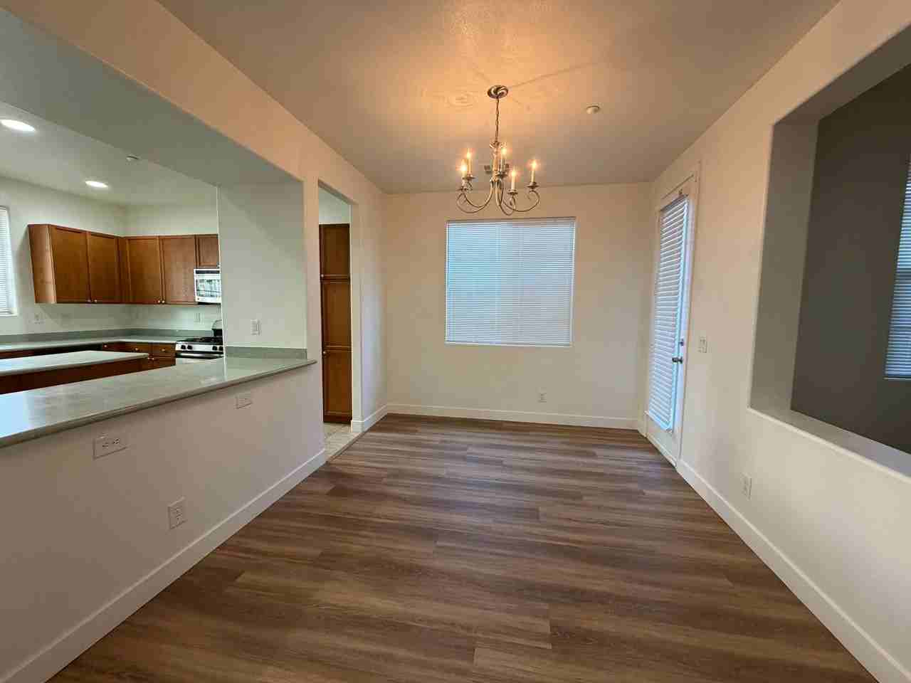 7565 Bright Eyed Ct - Photo 3 of 26