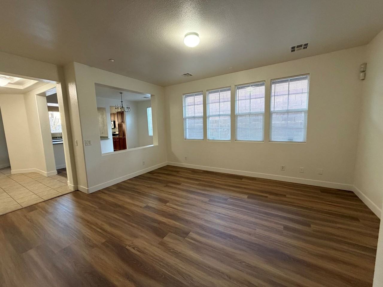 7565 Bright Eyed Ct - Photo 6 of 26